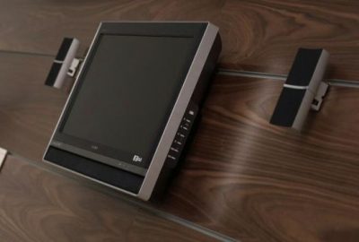 Muunto podpowiada jak ukryć kable za telewizorem.