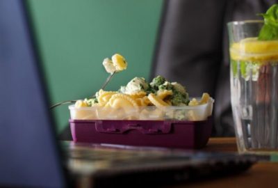 salatka ze szpinakiem