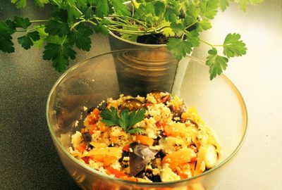 salatka z kuskusem i warzywami
